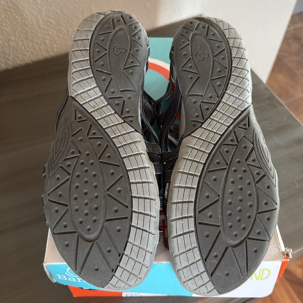 BareTraps Strappy Sandals size 8.5 - Picture 4 of 5